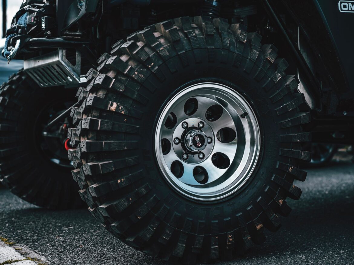 Lunar exploration rover wheels make exploration easier