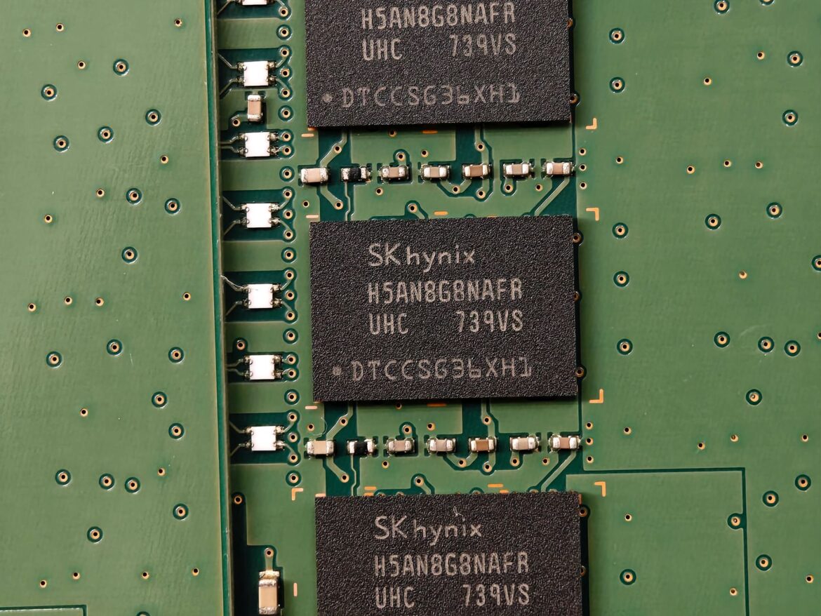 Micron SK Hynix stocks: Worst chip market sell-off impact?